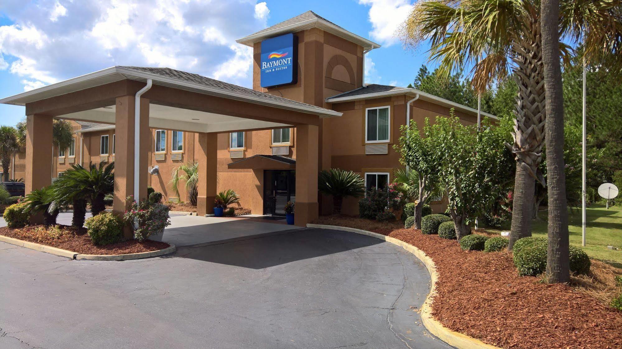 Baymont By Wyndham Cordele Hotel Exterior photo
